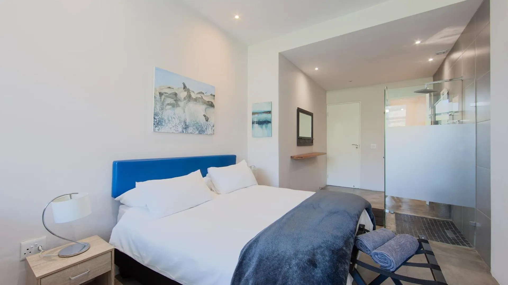 The Beachclub 17 Hout Bay